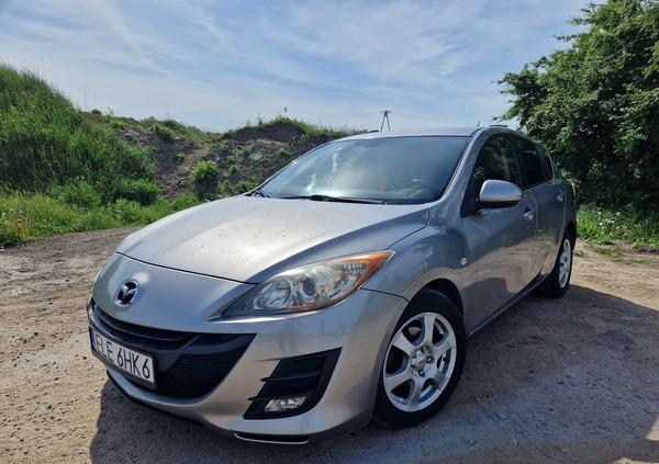 Mazda 3 cena 15900 przebieg: 254000, rok produkcji 2009 z Łęczyca małe 67